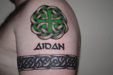 Celtic Knot Armband Tattoo