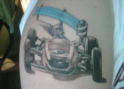 Hallx Car Tattoo On Shoulder