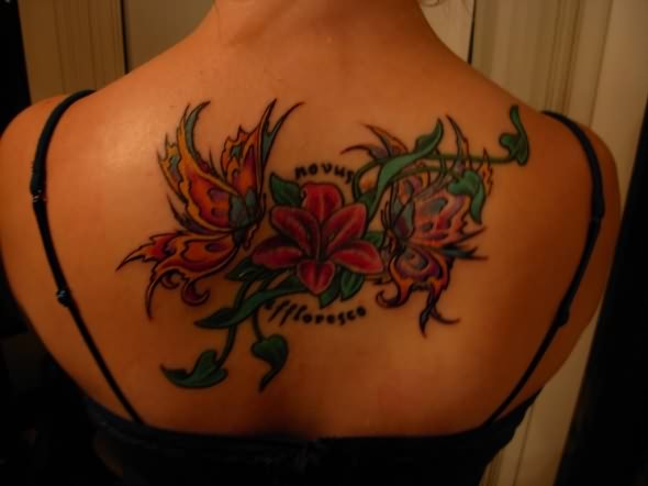 Amazing Girls Hawaiian Flower Tattoo