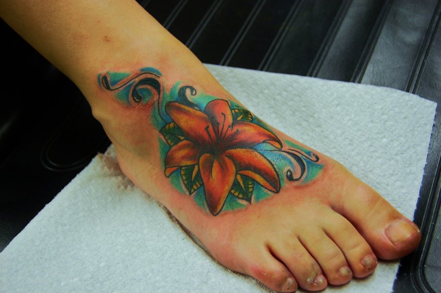 Tiuger Lily Tattoo On Foot