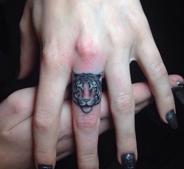 Cute Tiger Tattoo On Finger