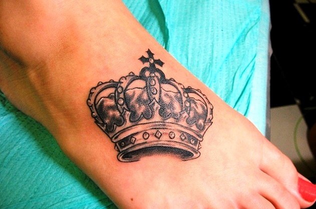Grey Queen Crown Tattoo On Right Foot
