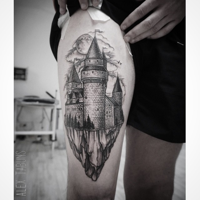 Grey Ink Castle Tattoo On Right Thigh